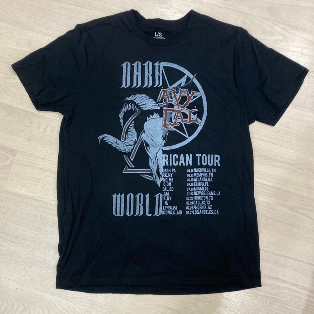 Graphic Tee - Large